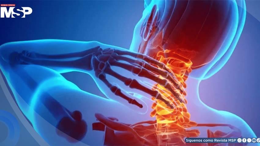 ¿Es peligroso crujirse el cuello? Así podría verse afectada la columna cervical