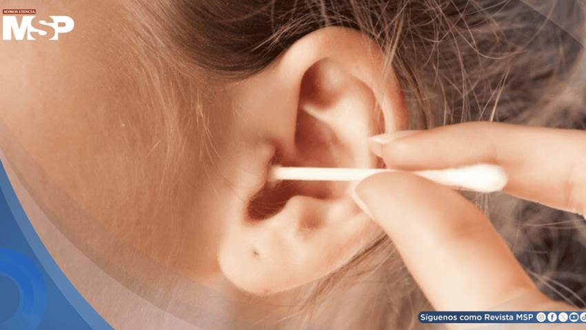 ¿Limpia sus oídos con hisopos? Por qué esto podría afectar sus oídos y cómo limpiarlos correctamente