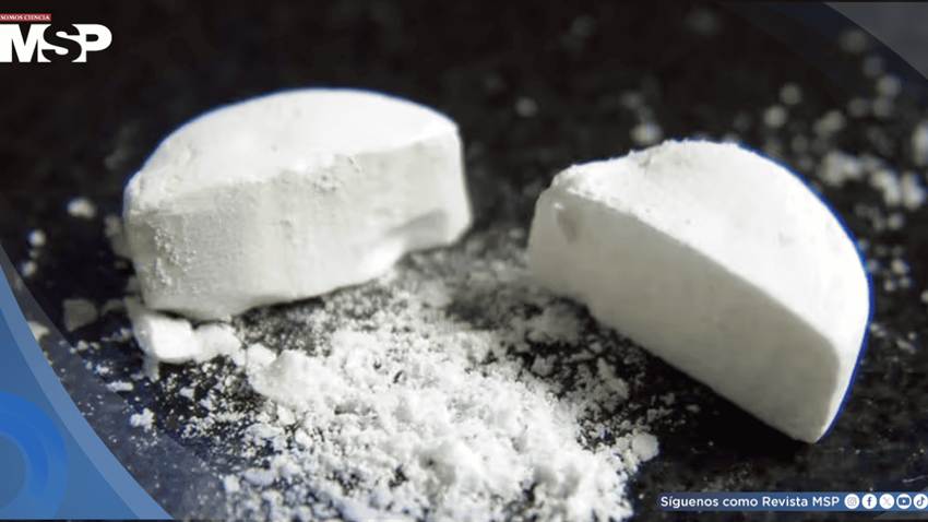 ¿Partir o triturar las pastillas? Razones por las que podrías alterar su eficacia