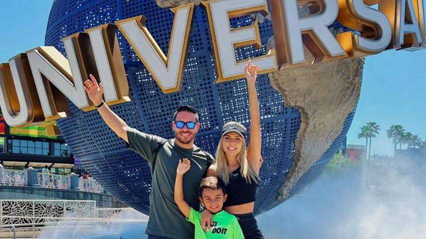Sebastián Caicedo disfruta de unas vacaciones con su novia y su hijo en Estados Unidos