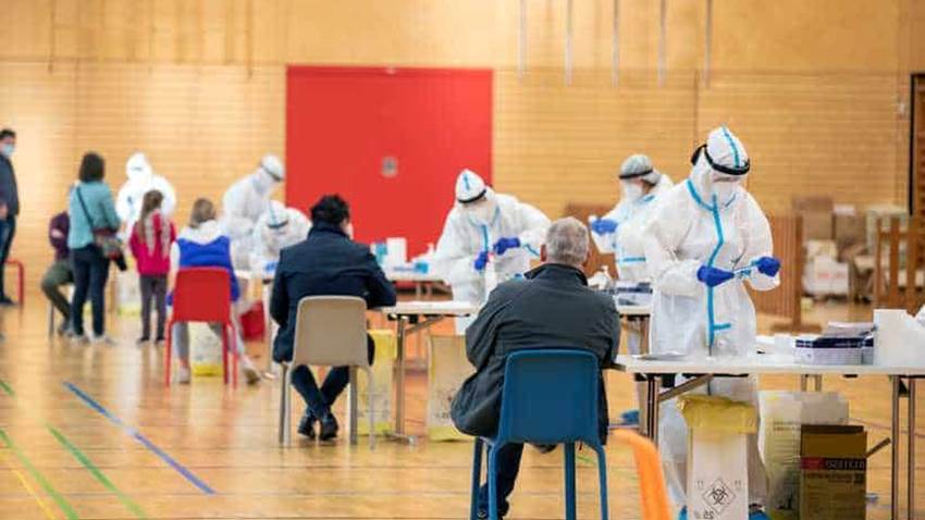 10 mil vacunas disponibles en súper Vacutour en un día