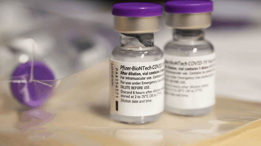 Ensayo muestra que la vacuna COVID-19 de Pfizer es eficaz después de seis meses