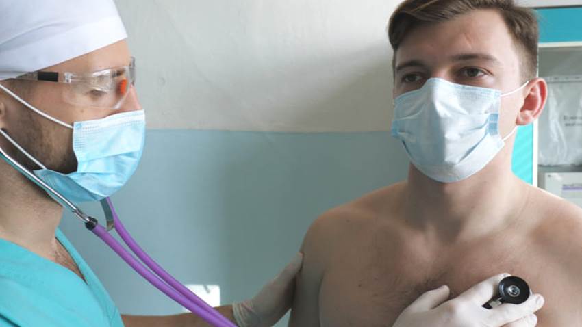 Diferencie los síntomas del COVID-19 de la gripe, resfriado y rinitis alérgica