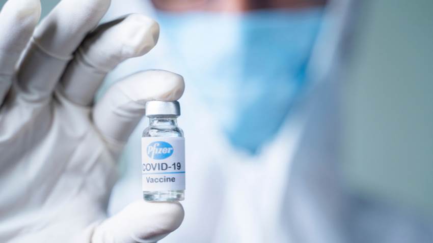 ¿Qué tan segura es la vacuna contra COVID-19 de Pfizer para personas con alergias?