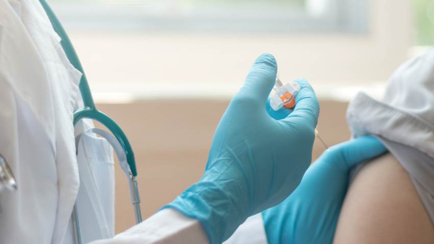 “Primeras vacunas para el COVID-19 no detendrán el virus”, pronunciamiento de la Sociedad Española de Inmunología Clínica, Alergología y Asma