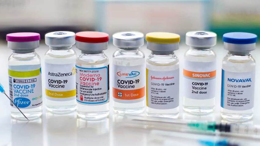 ¿Cuántos días deben pasar entre la primera y la segunda dosis de la vacuna?